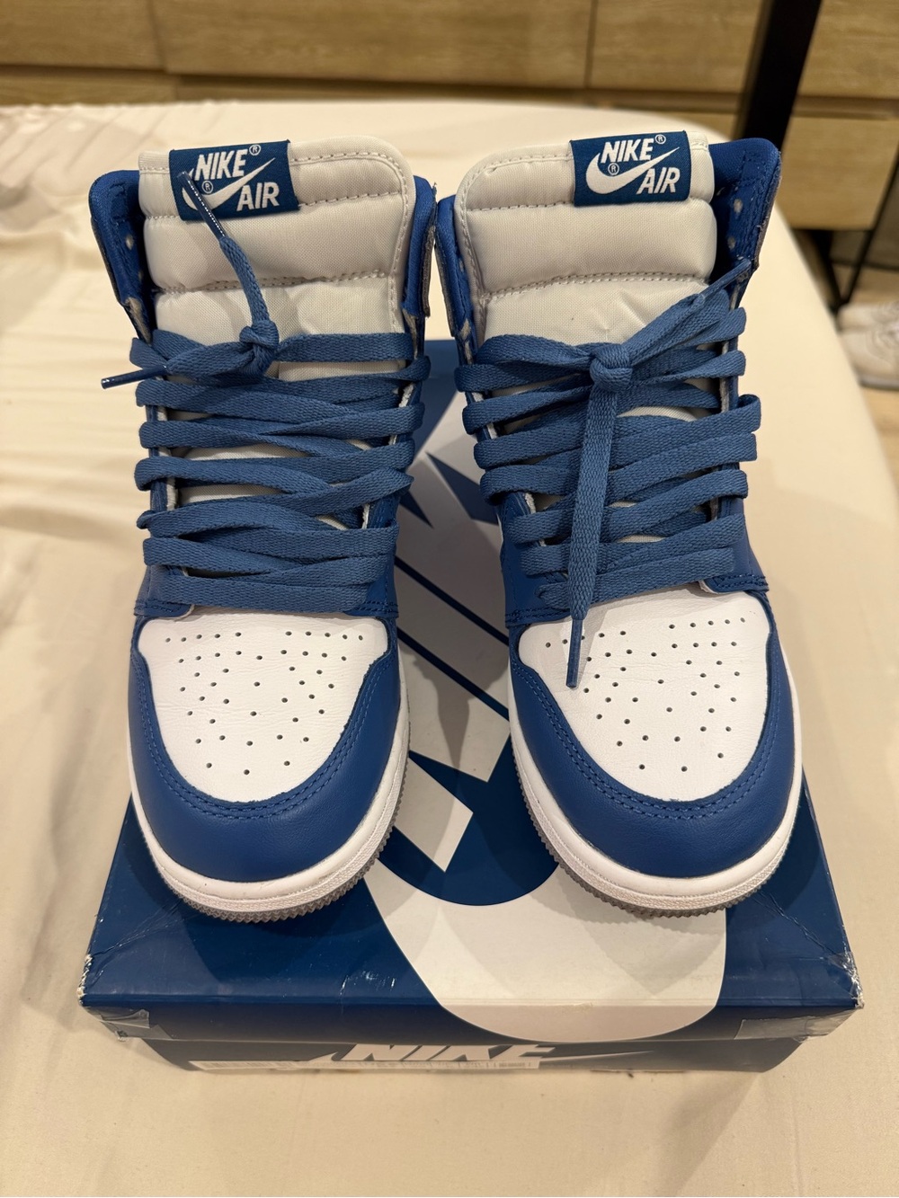 Nike Air Jordan 1 High White Blue Gray - Picture 3 of 9